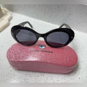 Chiara Ferragni Glossy Black Sunglasses